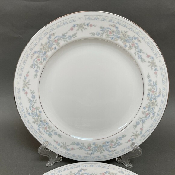 Somerset by NL Excel Dinner Plates White Blue Floral Platinum Trim Lot of 2 - Picture 2 of 6
